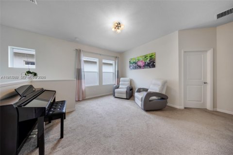 Купить виллу или дом в Холливуд, Флорида 3 спальни, 174.75м2, № 2045779 - фото 23