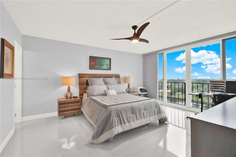Copropriété à vendre à Pompano Beach, Floride: 2 chambres, 111.48 m2 № 1934448 - photo 23