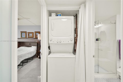 Copropriété à vendre à Pompano Beach, Floride: 2 chambres, 111.48 m2 № 1934448 - photo 16