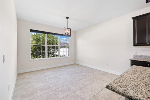 Villa ou maison à vendre à Kissimmee, Floride: 4 chambres, 253.34 m2 № 2238939 - photo 8