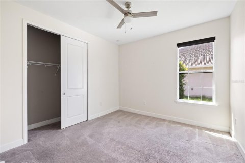 Villa ou maison à vendre à Kissimmee, Floride: 4 chambres, 253.34 m2 № 2238939 - photo 19