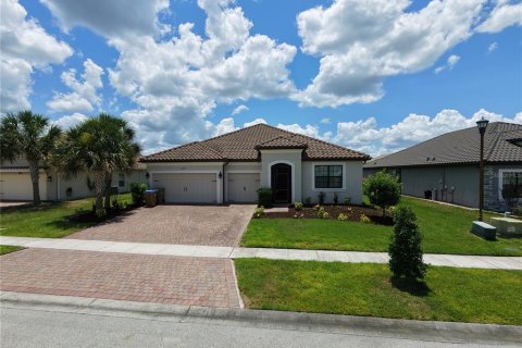 Villa ou maison à vendre à Kissimmee, Floride: 4 chambres, 253.34 m2 № 2238939 - photo 28