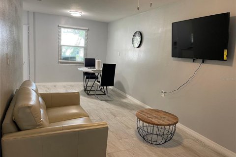 Villa ou maison à louer à Clearwater, Floride: 1 chambre, 69.96 m2 № 1909172 - photo 5