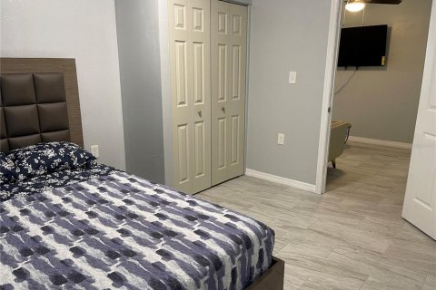 Villa ou maison à louer à Clearwater, Floride: 1 chambre, 69.96 m2 № 1909172 - photo 11