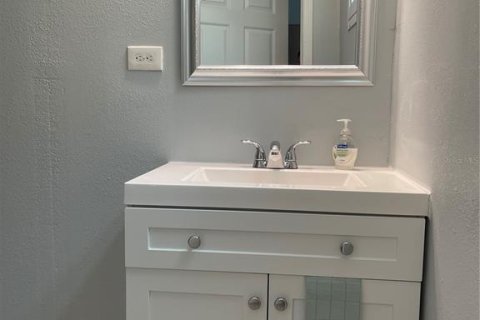 Villa ou maison à louer à Clearwater, Floride: 1 chambre, 69.96 m2 № 1909172 - photo 15