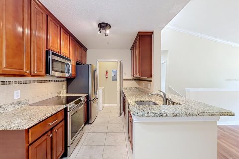 Copropriété à louer à Orlando, Floride: 3 chambres, 132.2 m2 № 2381151 - photo 6