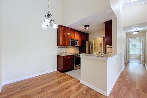 Copropriété à louer à Orlando, Floride: 3 chambres, 132.2 m2 № 2381151 - photo 4