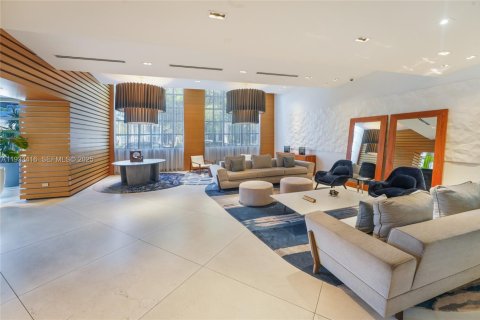 Купить кондоминиум в Майами, Флорида 2 спальни, 109.72м2, № 2037652 - фото 4