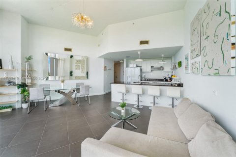 Купить кондоминиум в Майами, Флорида 2 спальни, 109.72м2, № 2037652 - фото 14