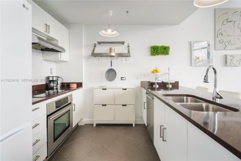 Купить кондоминиум в Майами, Флорида 2 спальни, 109.72м2, № 2037652 - фото 9