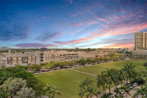 Купить кондоминиум в Майами, Флорида 2 спальни, 109.72м2, № 2037652 - фото 19