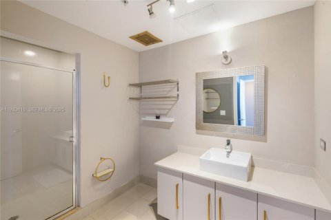 Купить кондоминиум в Майами, Флорида 2 спальни, 109.72м2, № 2037652 - фото 24