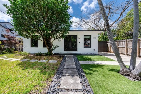 Villa ou maison à Miami, Floride 3 chambres, 139.35 m2 № 2348878