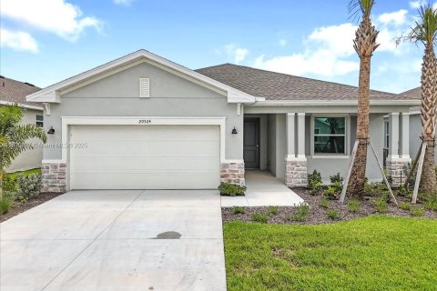 House in Lehigh Acres, Florida 3 bedrooms № 2012752