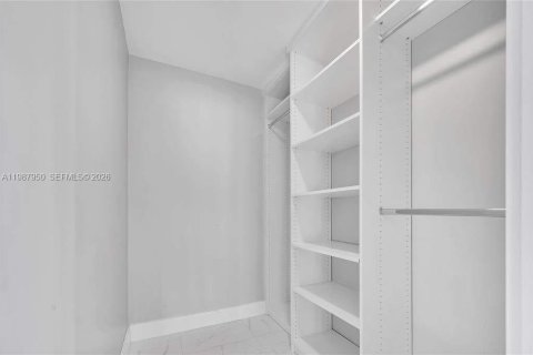 House in Coral Springs, Florida 6 bedrooms № 2050338 - photo 30