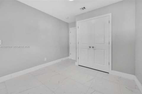 House in Coral Springs, Florida 6 bedrooms № 2050338 - photo 14