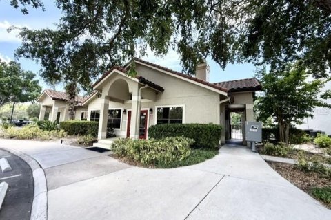 Condominio en venta en Kissimmee, Florida, 1 dormitorio, 61.41 m2 № 2097224 - foto 5