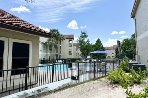 Condominio en venta en Kissimmee, Florida, 1 dormitorio, 61.41 m2 № 2097224 - foto 8