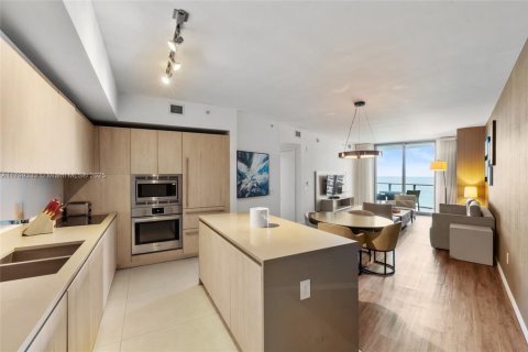 Copropriété à louer à Hollywood, Floride: 1 chambre, 79.15 m2 № 1861587 - photo 3