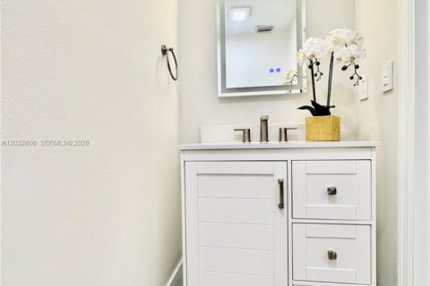 Condominio en alquiler en Coconut Creek, Florida, 2 dormitorios, 115.57 m2 № 2077609 - foto 13