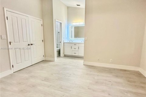 Condominio en alquiler en Coconut Creek, Florida, 2 dormitorios, 115.57 m2 № 2077609 - foto 27
