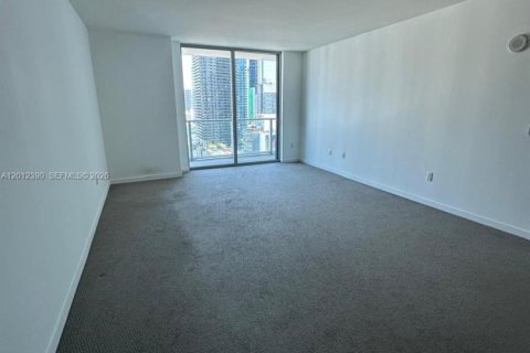 Condo in Miami, Florida, 1 bedroom  № 2171140 - photo 9