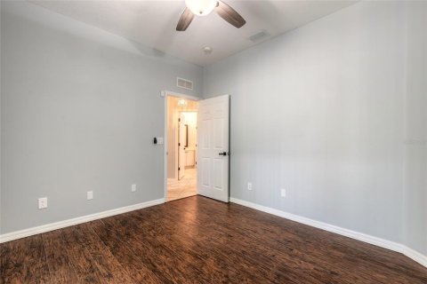 House in Edgewater, Florida 4 bedrooms, 206.06 sq.m. № 2430386 - photo 26