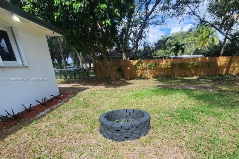 Casa en venta en Homestead, Florida, 5 dormitorios, 229 m2 № 1965857 - foto 11