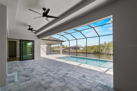 House in Port Charlotte, Florida 3 bedrooms, 201.6 sq.m. № 1673143 - photo 14