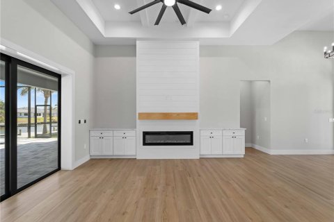 House in Port Charlotte, Florida 3 bedrooms, 201.6 sq.m. № 1673143 - photo 9