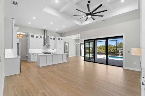 House in Port Charlotte, Florida 3 bedrooms, 201.6 sq.m. № 1673143 - photo 6