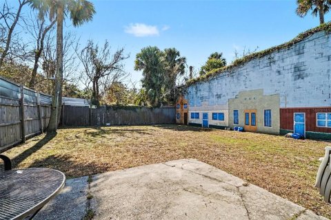 Commercial property in Sanford, Florida 123.75 sq.m. № 2095322 - photo 13