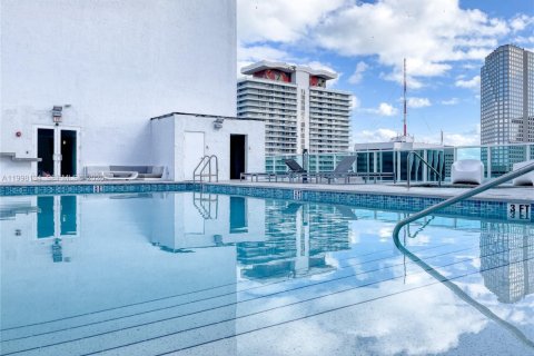 Condo in Miami, Florida, 1 bedroom  № 2066066 - photo 14