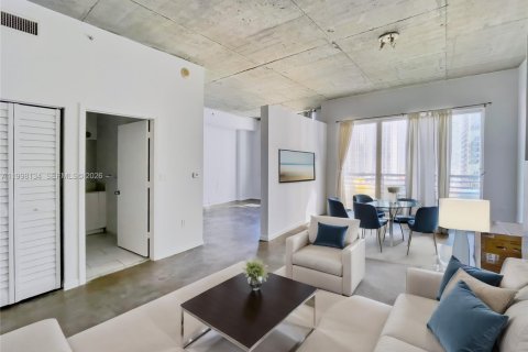 Condo in Miami, Florida, 1 bedroom  № 2066066