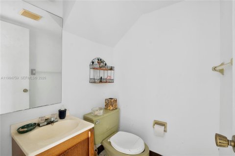 Copropriété à vendre à Tamarac, Floride: 2 chambres, 99.59 m2 № 2048050 - photo 12