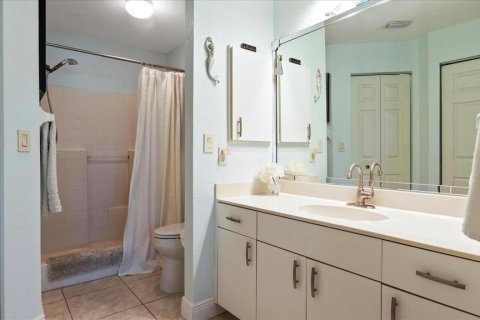 Condo in North Port, Florida, 2 bedrooms  № 1551843 - photo 25