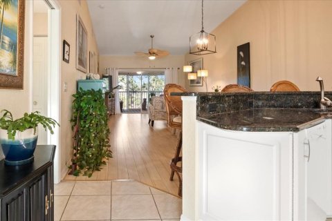 Condo in North Port, Florida, 2 bedrooms  № 1551843 - photo 21