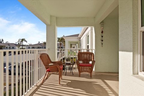 Condo in North Port, Florida, 2 bedrooms  № 1551843 - photo 4