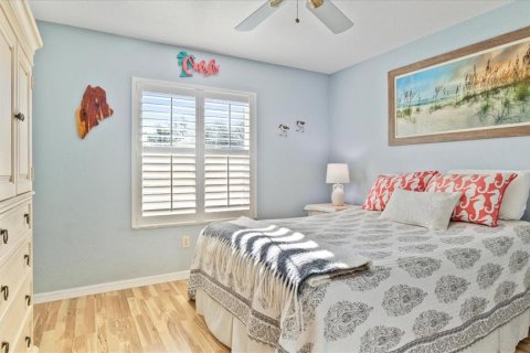 Condo in North Port, Florida, 2 bedrooms  № 1551843 - photo 29