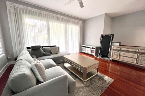 Condominio en venta en Tampa, Florida, 1 dormitorio, 83.61 m2 № 2197247 - foto 8