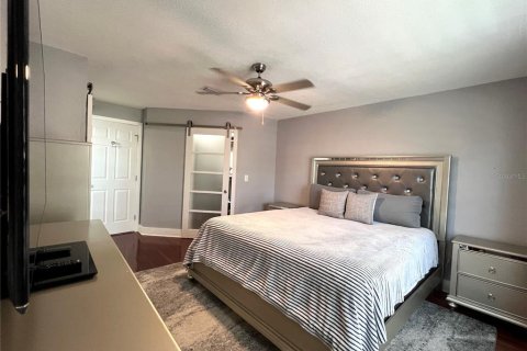 Condominio en venta en Tampa, Florida, 1 dormitorio, 83.61 m2 № 2197247 - foto 17