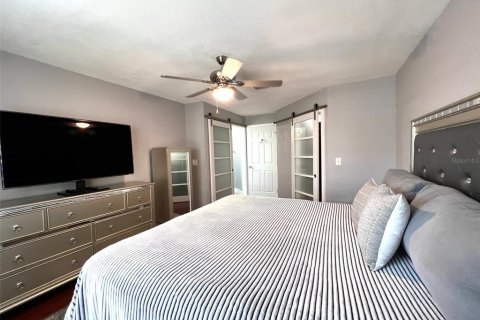Condominio en venta en Tampa, Florida, 1 dormitorio, 83.61 m2 № 2197247 - foto 19