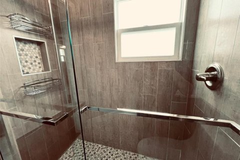 Condominio en venta en Tampa, Florida, 1 dormitorio, 83.61 m2 № 2197247 - foto 23