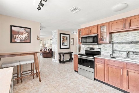 Villa ou maison à vendre à Punta Gorda, Floride: 3 chambres, 100.71 m2 № 2330971 - photo 15