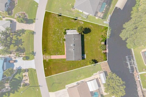Villa ou maison à vendre à Punta Gorda, Floride: 3 chambres, 100.71 m2 № 2330971 - photo 11