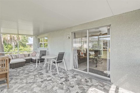 Villa ou maison à vendre à Punta Gorda, Floride: 3 chambres, 100.71 m2 № 2330971 - photo 27