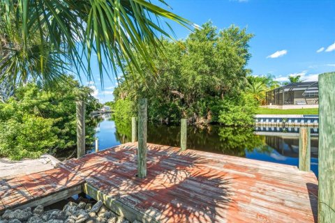 Villa ou maison à vendre à Punta Gorda, Floride: 3 chambres, 100.71 m2 № 2330971 - photo 30