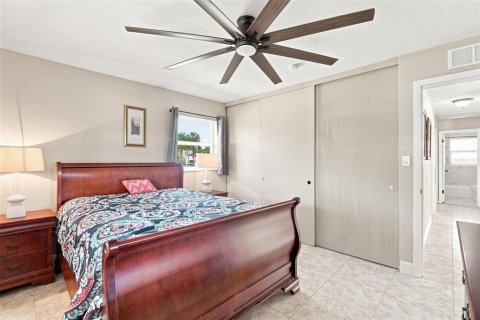 Villa ou maison à vendre à Punta Gorda, Floride: 3 chambres, 100.71 m2 № 2330971 - photo 20