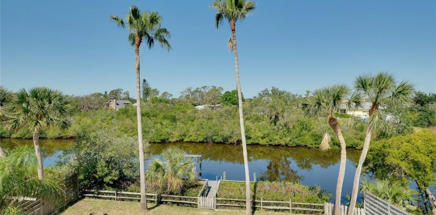 Casa en Venice, Florida 2 dormitorios, 180.42 m2 № 1718480