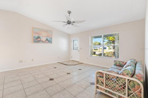 Villa ou maison à vendre à The Villages, Floride: 2 chambres, 128.48 m2 № 1570397 - photo 5